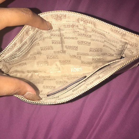 Michael Kors - Picture 3 of 3